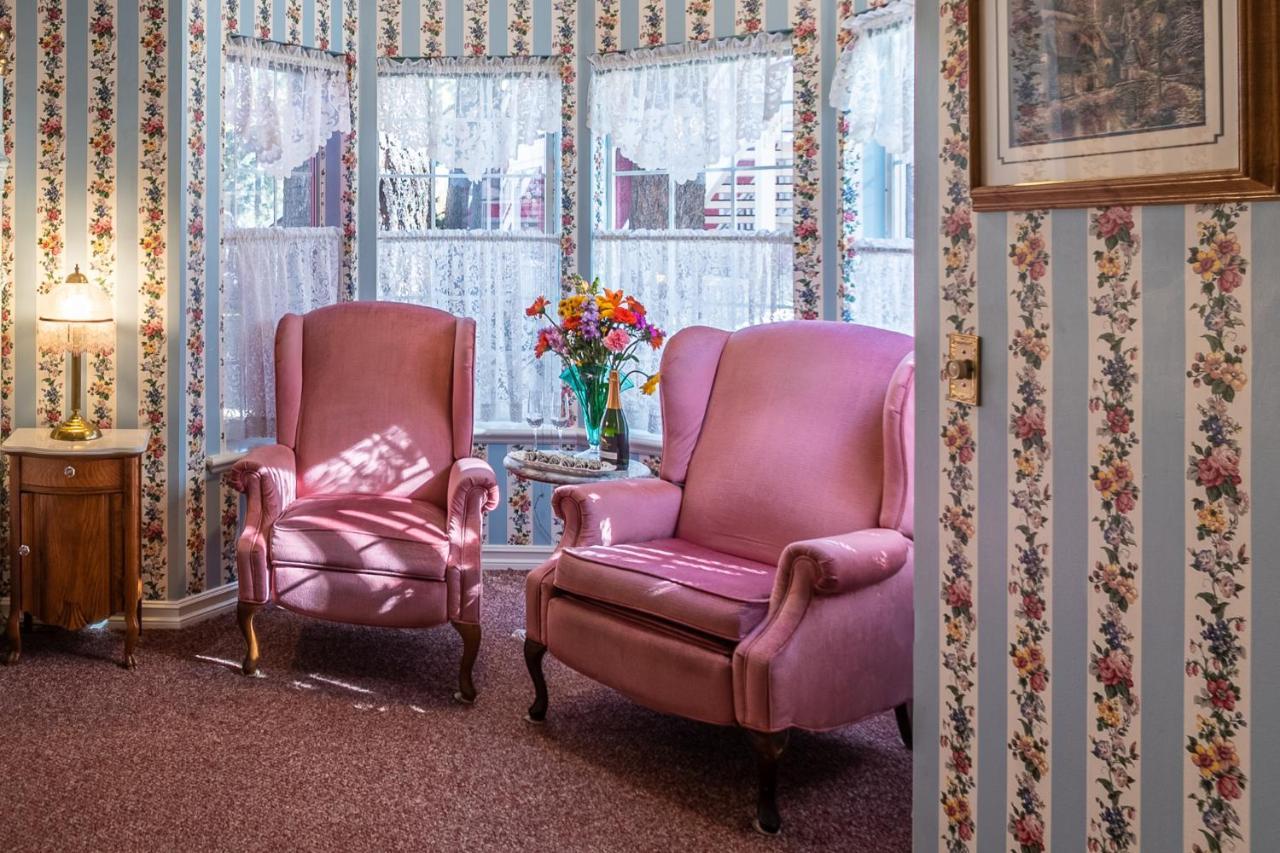 Apples Bed And Breakfast Inn Big Bear Lake Luaran gambar