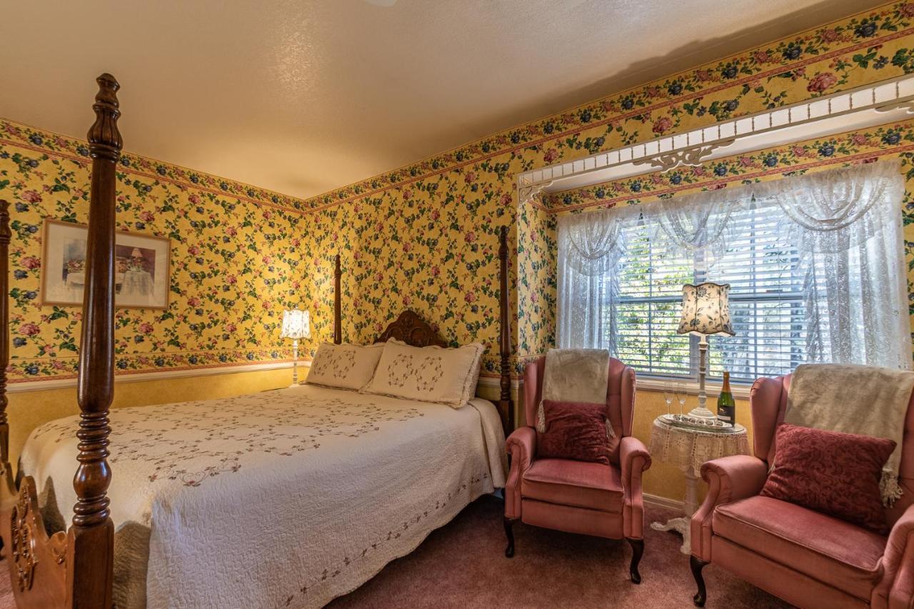 Apples Bed And Breakfast Inn Big Bear Lake Luaran gambar