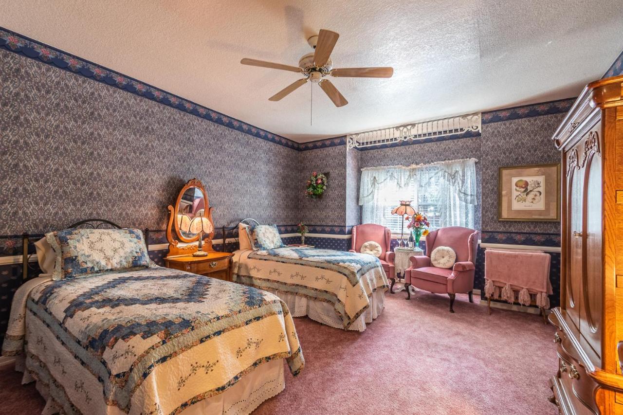 Apples Bed And Breakfast Inn Big Bear Lake Luaran gambar
