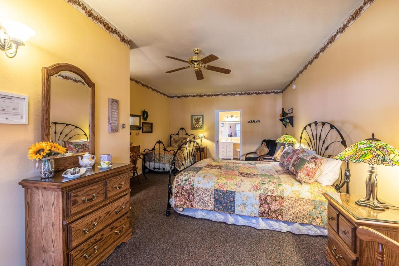 Apples Bed And Breakfast Inn Big Bear Lake Luaran gambar