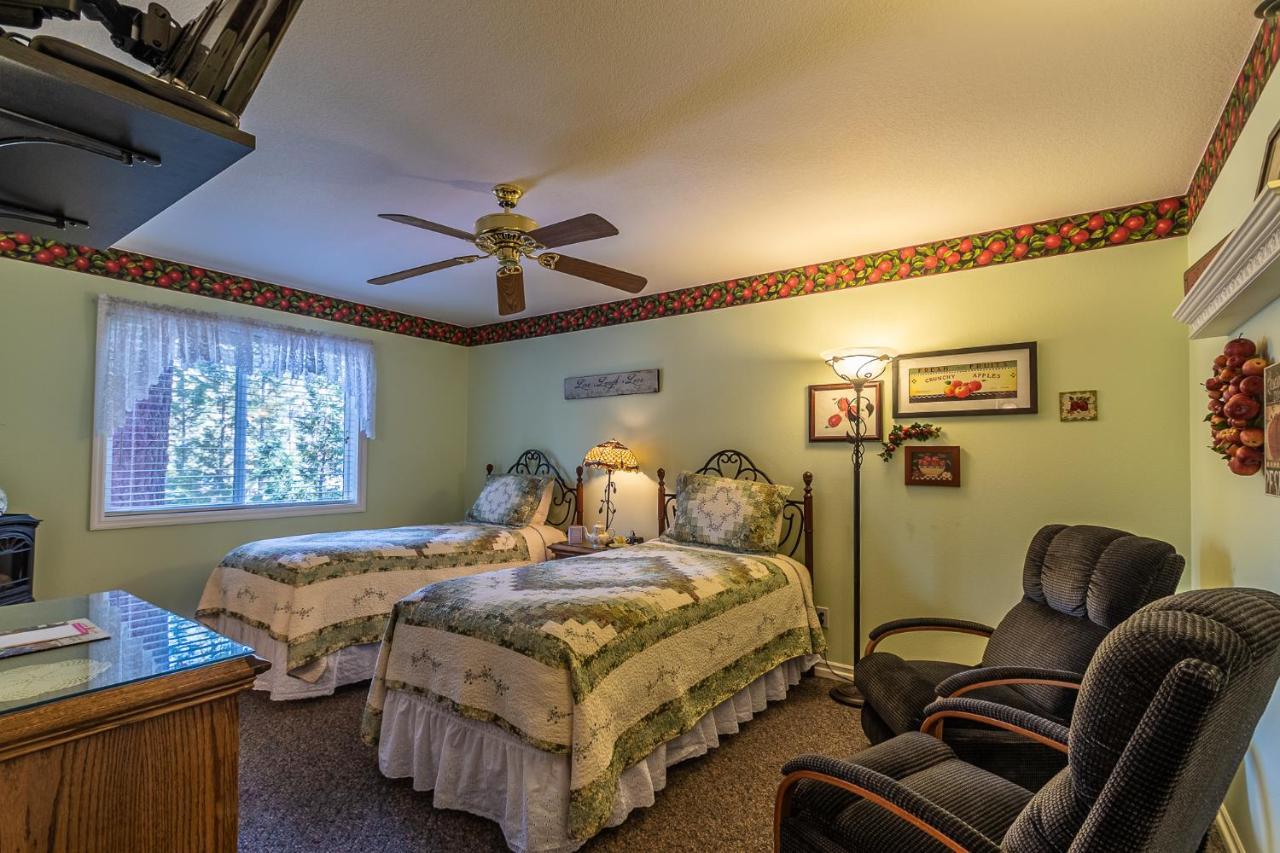 Apples Bed And Breakfast Inn Big Bear Lake Luaran gambar