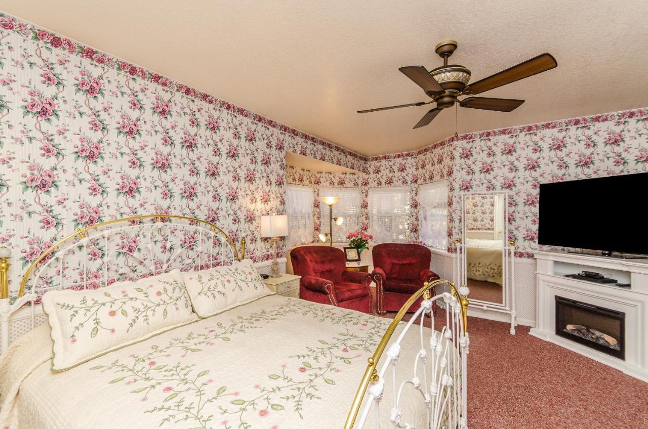 Apples Bed And Breakfast Inn Big Bear Lake Luaran gambar
